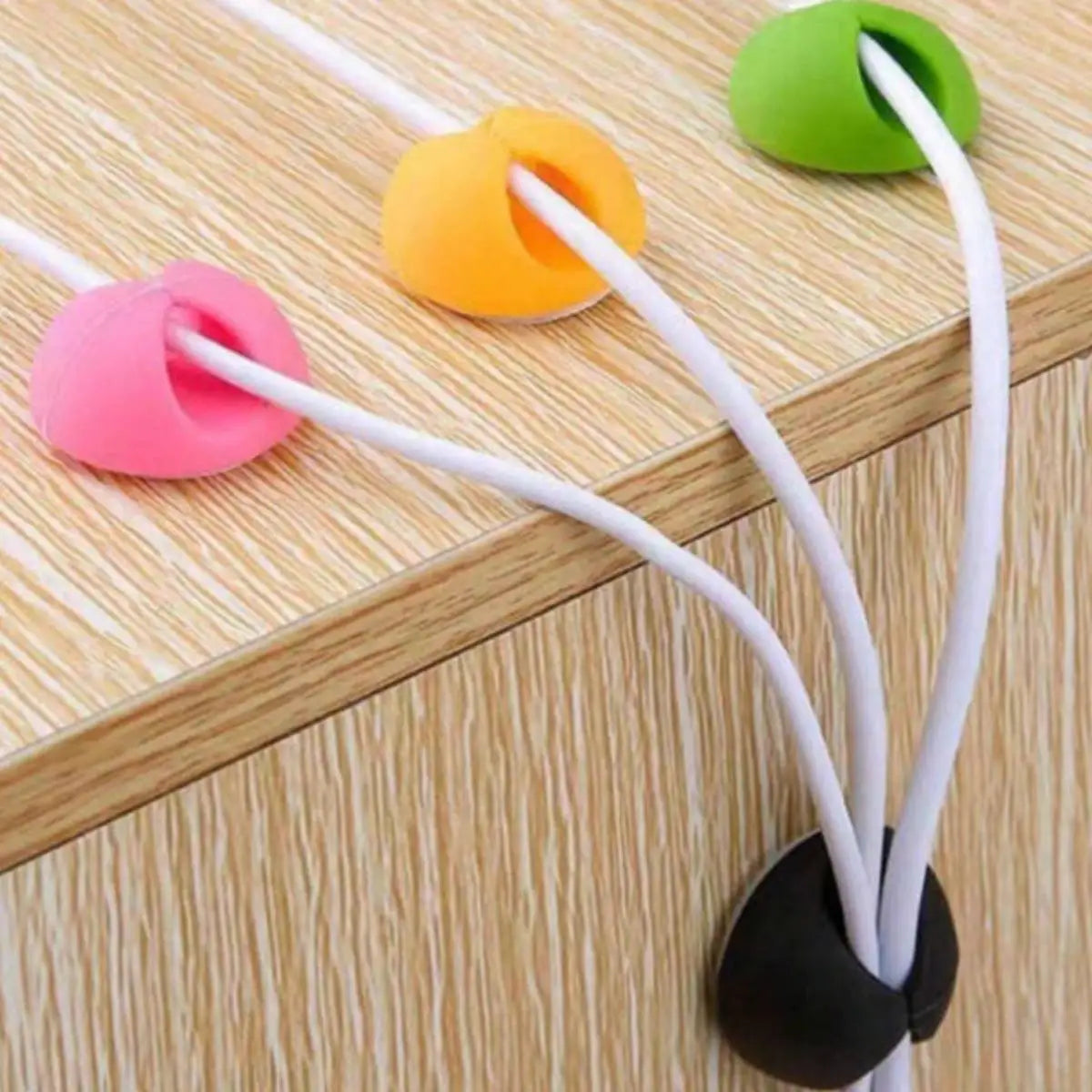 1Pc Round Self Adhesive Cable Clip, Desktop Wire Cord Holder Keeper, USB Charging Cable Organizer for Desk Cable Management