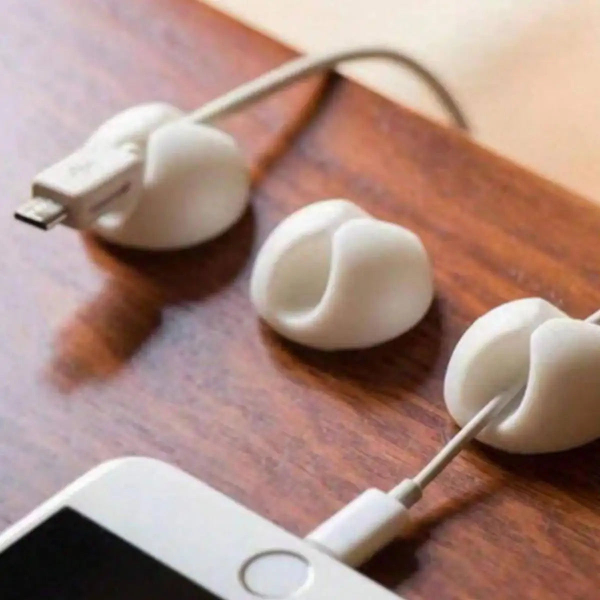1Pc Round Self Adhesive Cable Clip, Desktop Wire Cord Holder Keeper, USB Charging Cable Organizer for Desk Cable Management